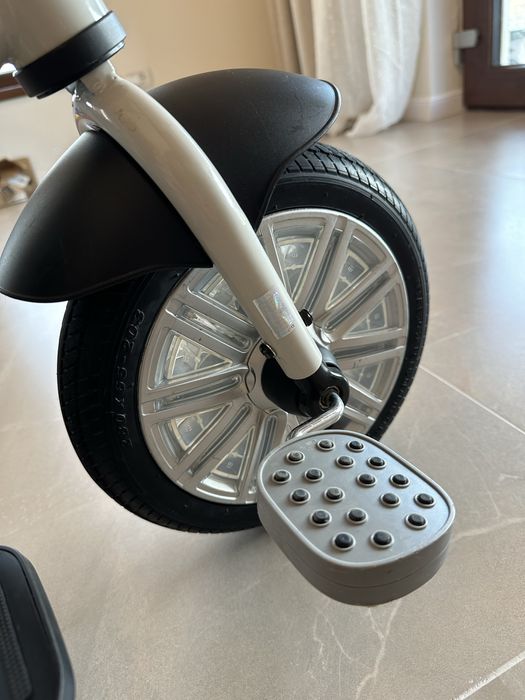 Vand tricicleta Bentley 6 in 1  Premium Impecabila