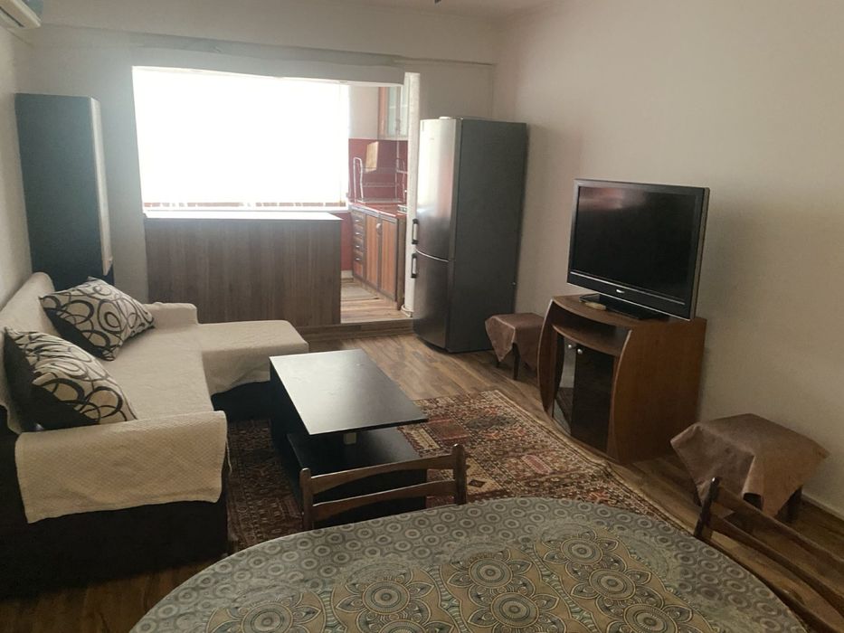 Дава се под наем Четиристаен апартамент в Пловдив, Каменица 1 - 130 кв.м за 510 € - Снимка #1