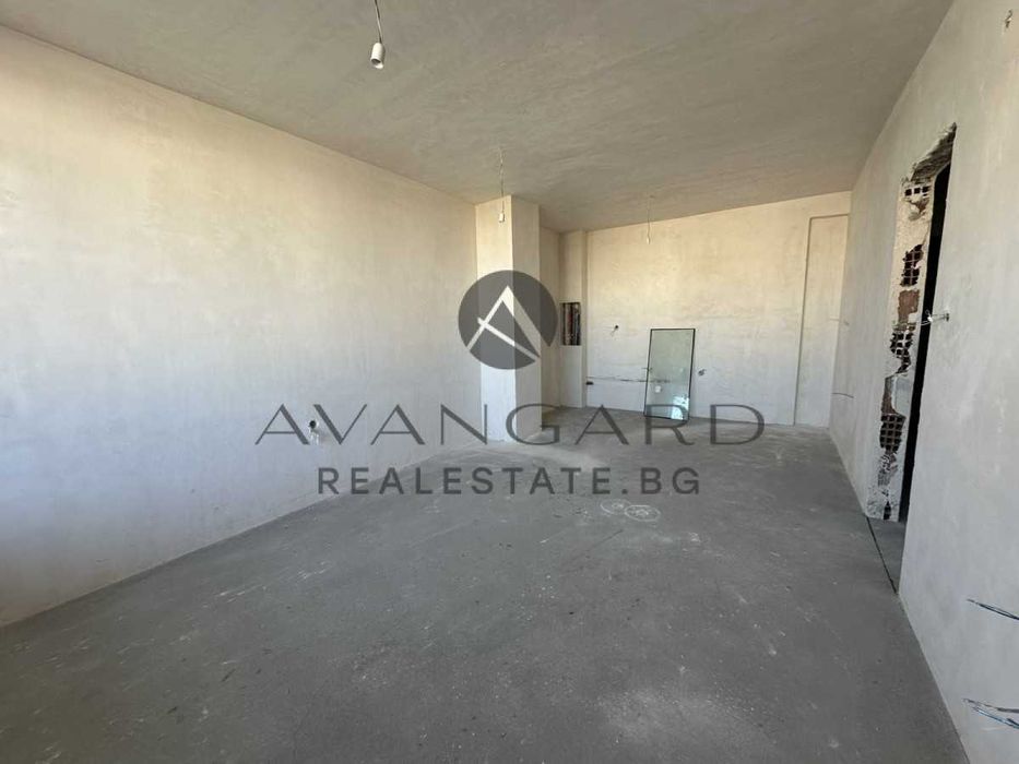 Продава се Двустаен апартамент в Пловдив, Тракия - 79 кв.м за 1570 €/кв.м - Снимка #2