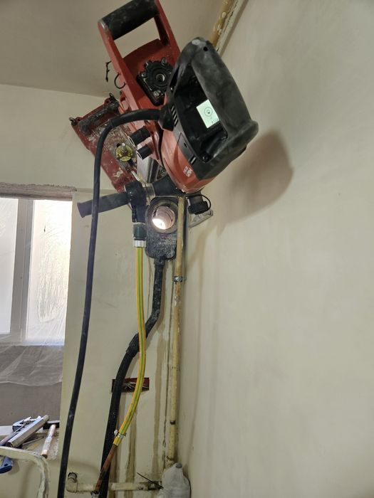 Carotari gauri hota in beton armat & Instalare aer conditionat Brasov