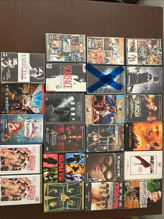 Продам CD, DVD, видеокассеты лицензионные
