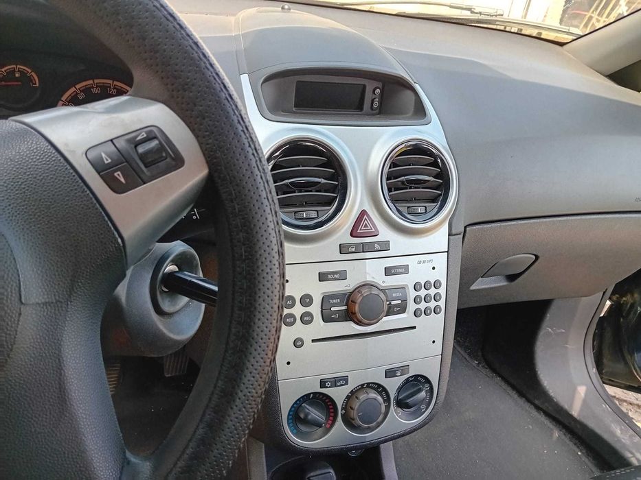 Vand Opel Corsa D 2014 DIESEL,STARE BUNA