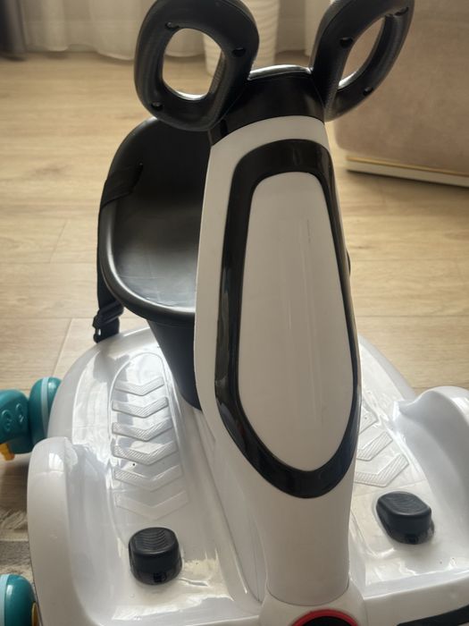 Балаларға арналған радиоуправляемый машинка