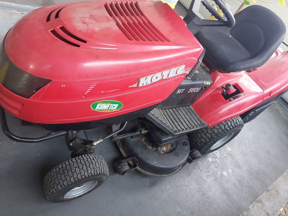 Тракторна косачка MOTEC 15 к.с
