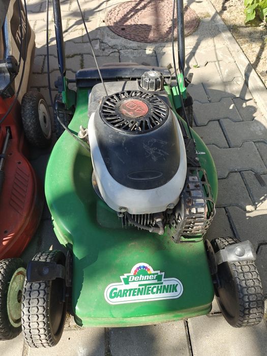 Mașini de tuns gazon