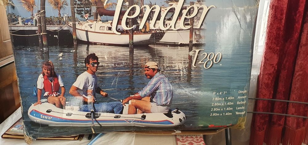 Hадуваема лодка с помпа и гребла Sevylor