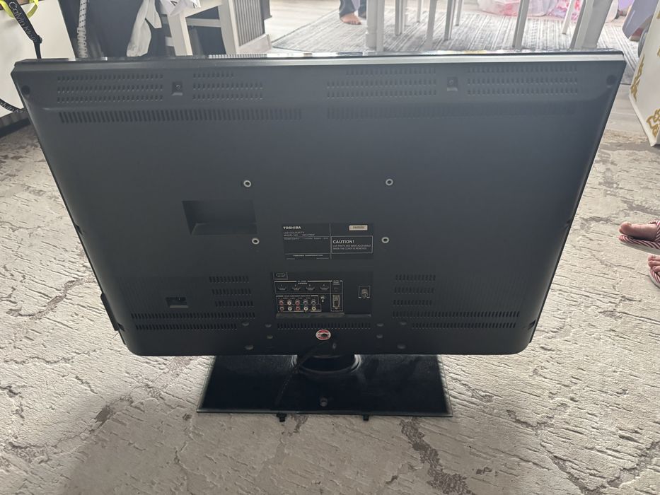 Продам телевизор Toshiba