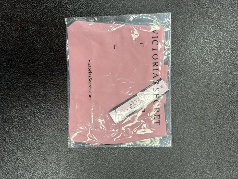 Lenjerie Victoria’s Secret