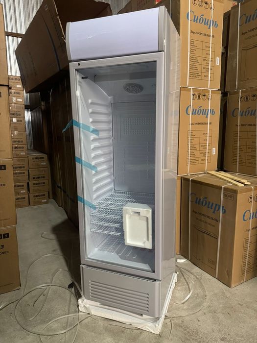 Морозильник и холодильник