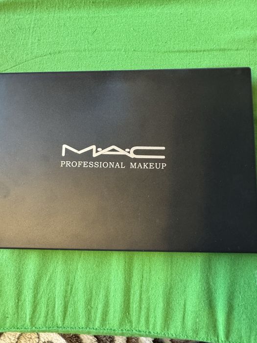 Тени для глаз, профессиональные