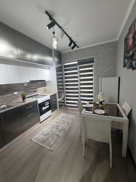 Своя 1в2/6/9 Махтумкули ул новостройка