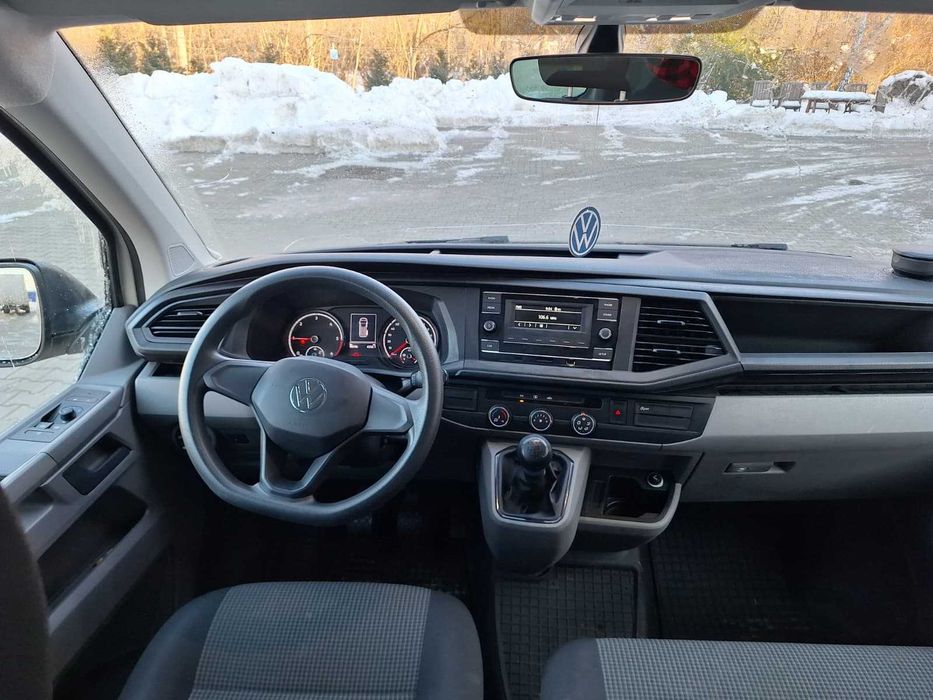 Vand Volkswagen Tranporter 8+1 2.0TDI 5+1 2022