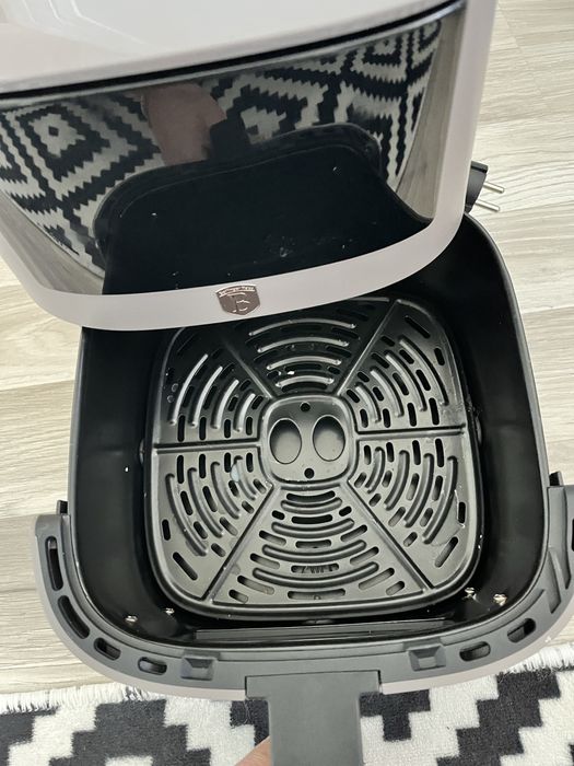 Фритюрник с горещ въздух Berlinger Haus BH9491, 5L