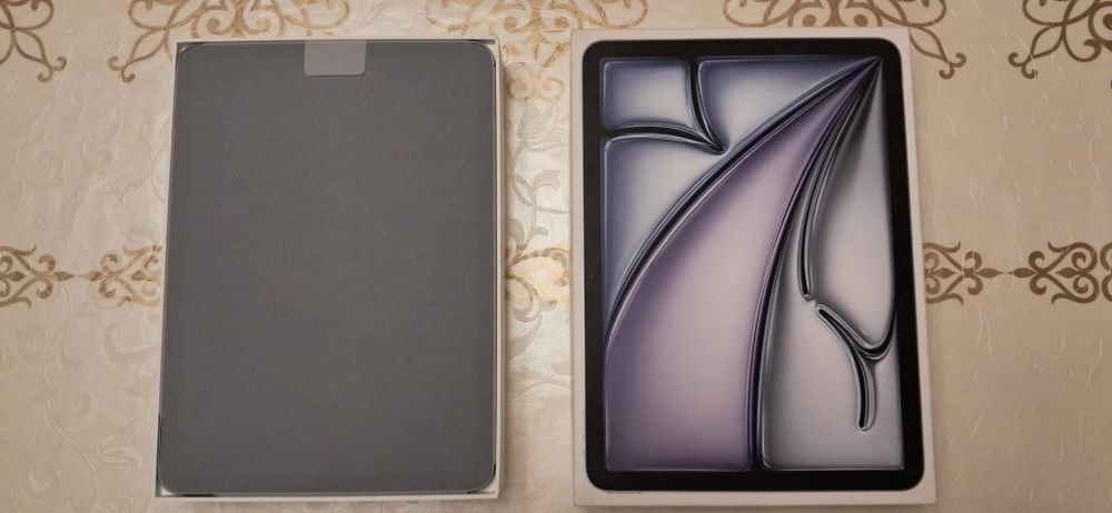 iPad Air 11 - inch M2 - Wi-fi