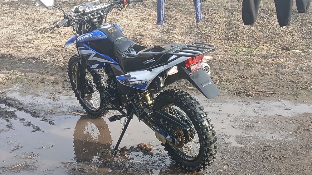 Продам эндуро мотоцикл sycmcc