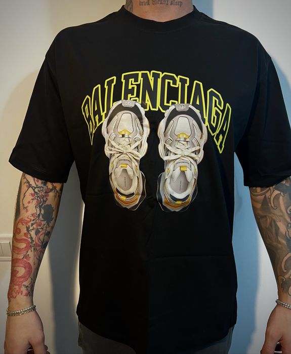 Tricou Balenciaga