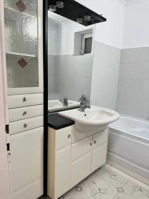 Apartament modern de vanzare