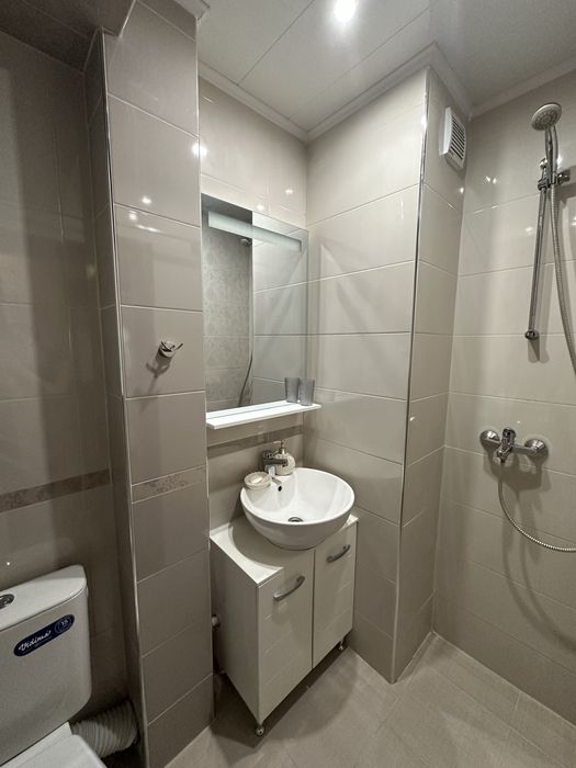 Продава се Тристаен апартамент в Стара Загора, Център - 62 кв.м за 2017 €/кв.м - Снимка #17