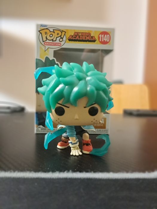 Funko pop Izuku Midoriya deku, glow in the dark special edition