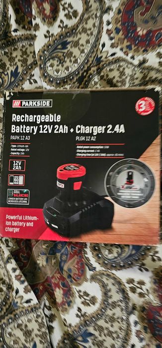 Acumulator  baterie parkside 12 V 2 ah+ incarcator