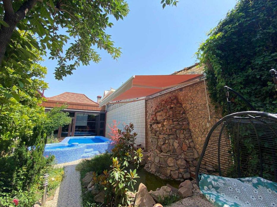 Klassik Markiza. Tent. Soyabonlar / Тент. Складной навес для террас.