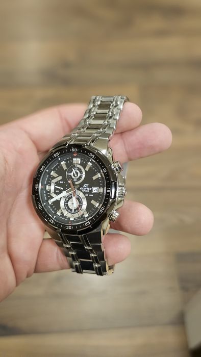 Часовник Casio Edifice EFR-539D