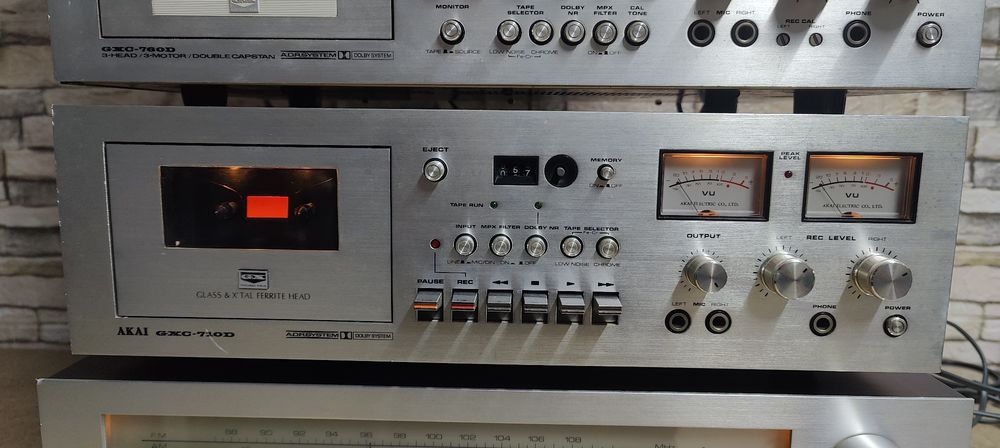 Linie Akai AA-1050,GXC-709D,GXC-710D,GXC-760D