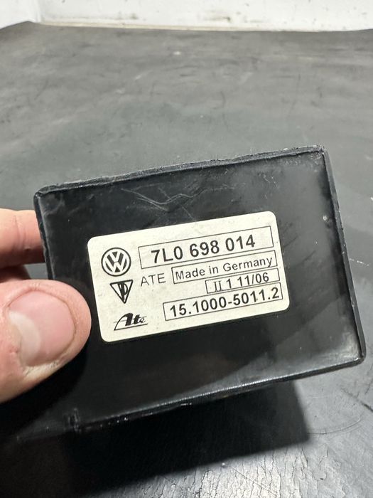 Bloc supapa bloc valve perne Aer audi Q7 4L 7L0698014