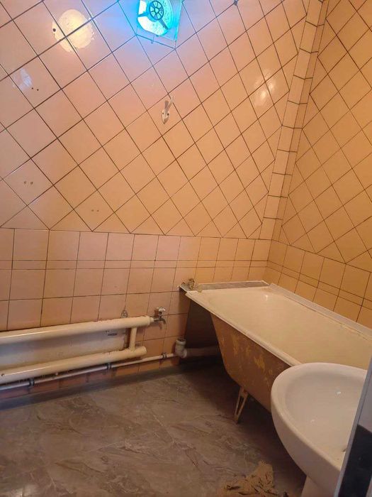 Продается квартира в Яшнабадском районе Тузел-1. 3х комнат 77-серия