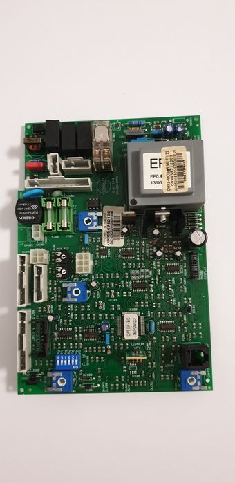 Placa electronica Ariston Microgenus Plus 24/ 28 / 31  Kw