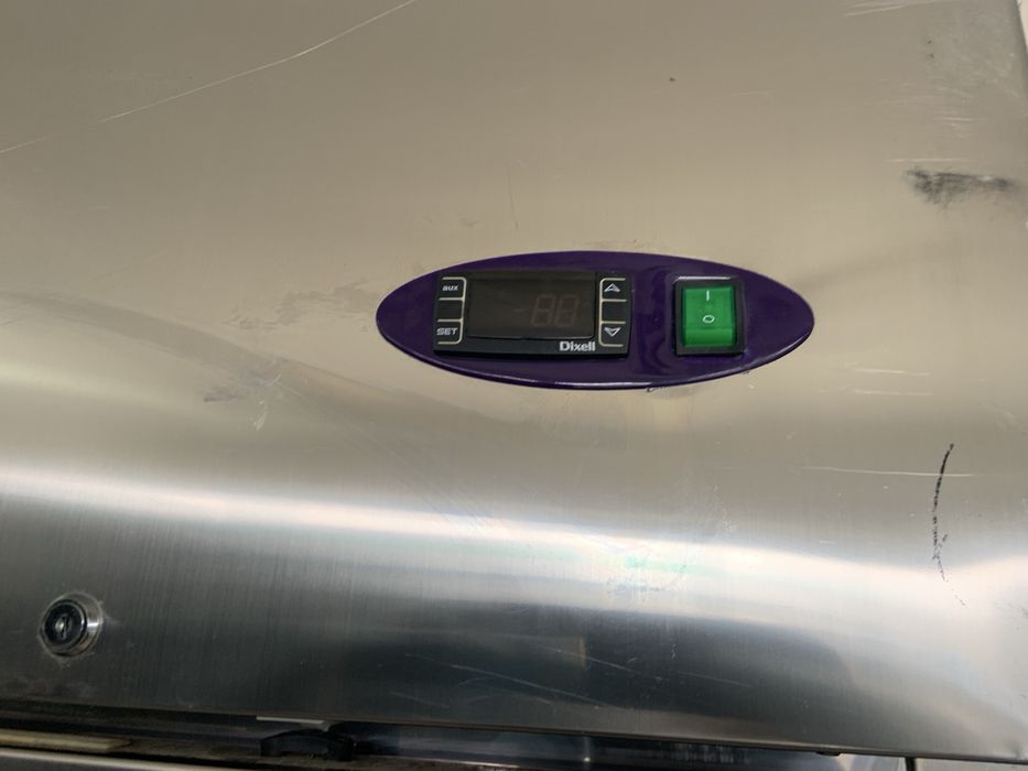 Професионален хладилен шкаф /+1 до +3 градуса/