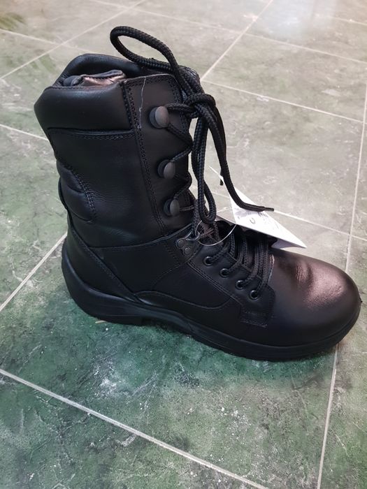 Полицейски кубинки