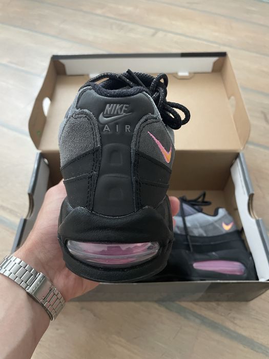 Чисто нови оригинални маратонки Nike Air Max 95 OG(номер 42)