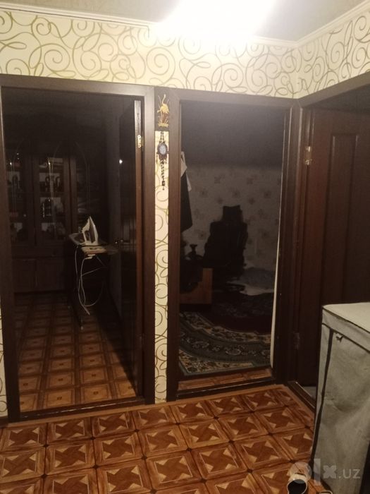 Г. ЧИРЧИК Продаётся 3-комнатная квартира на 4 этаже 5-этажного дома. 4