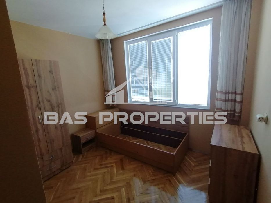 Дава се под наем Четиристаен апартамент в София, Люлин 3 - 96 кв.м за 665 € - Снимка #2