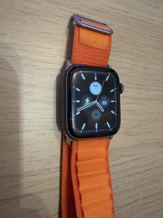 Apple Watch SE cellular 44mm