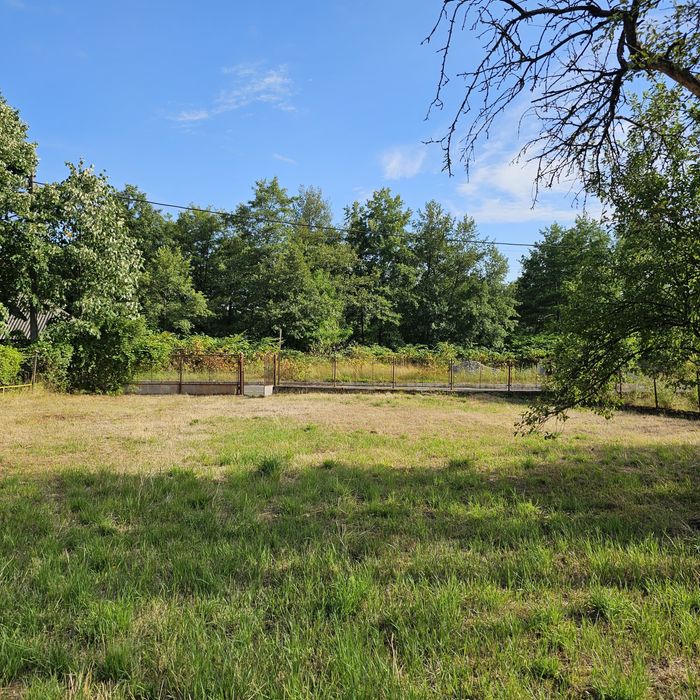 Teren intravilan tautii de sus