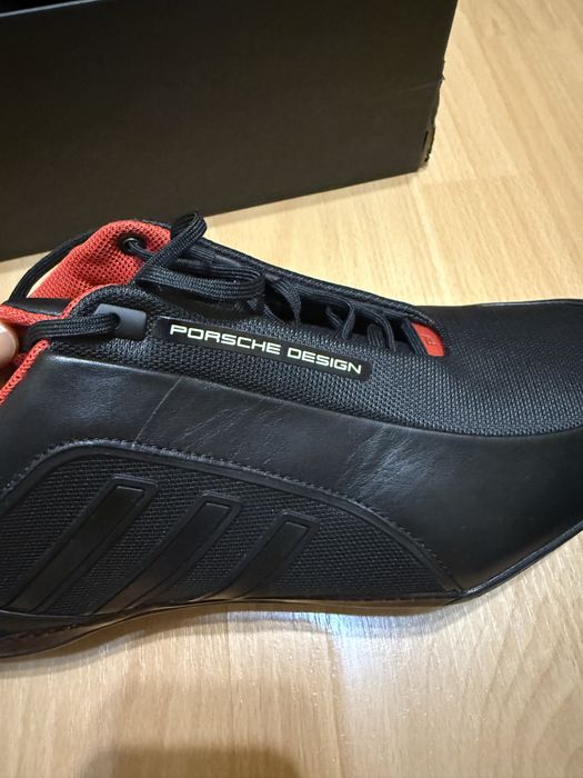 Продам кроссовки