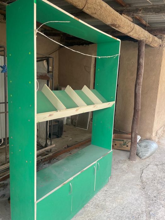 Шкаф магазин полка