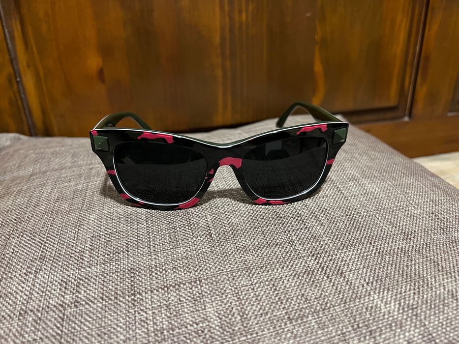 Дамски слънчеви очила - оригинално Valentino