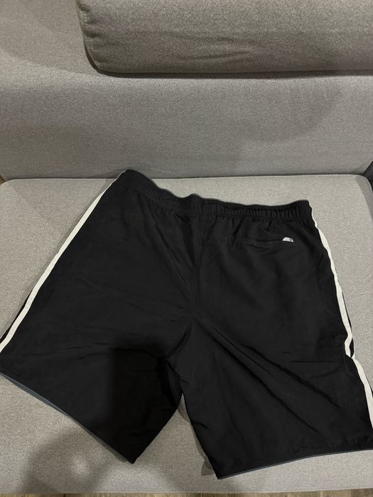 Спортни къси панталони adidas XL