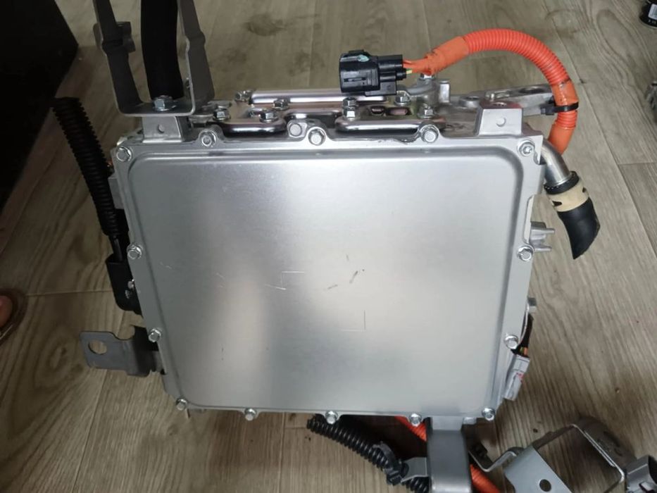 invertor / incarcator baterie mitsubishi outlander hybrid dupa 2017 w005t70272