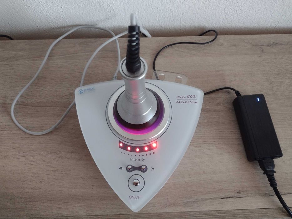 Karlton Electronics козметичен уред за кавитация
