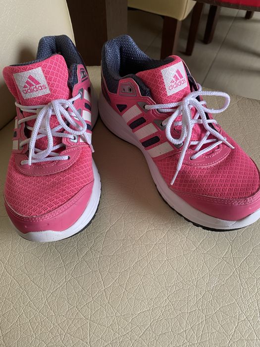 Маратонки adidas