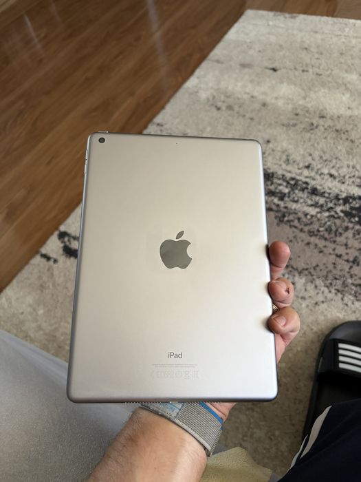 Ipad generatia 5 si ipad mini generatia 4
