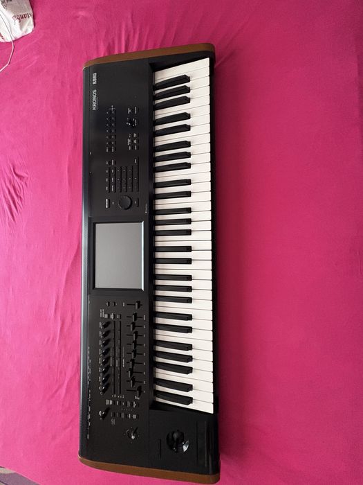 Korg kronos 2 61key