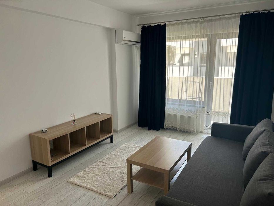 Inchiriez apartament cu 2 camere cu loc de parcare vizavi McDonald's
