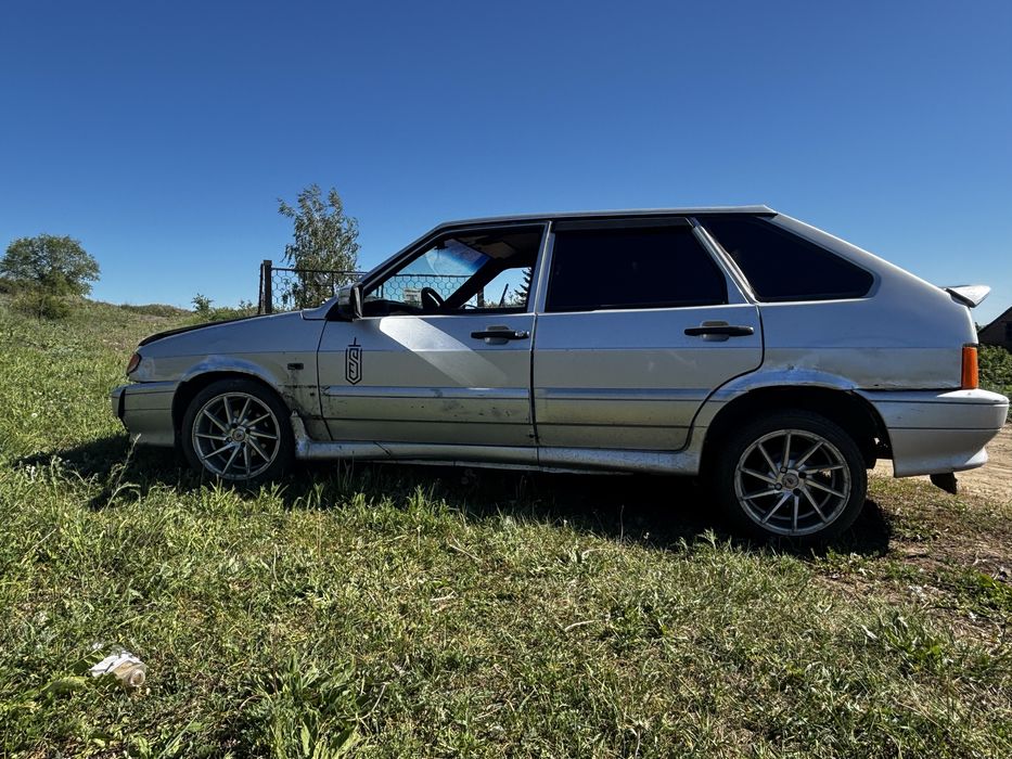 Поодам ваз 2114