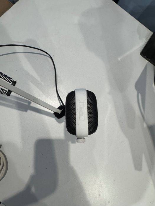 Elgato Wave:3 бял микрофон