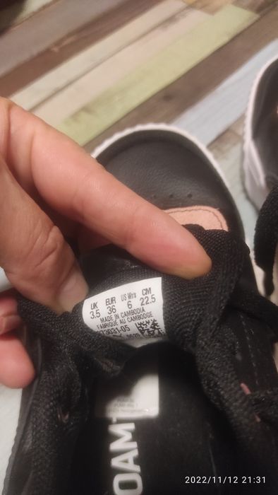 Нови обувки Puma 36